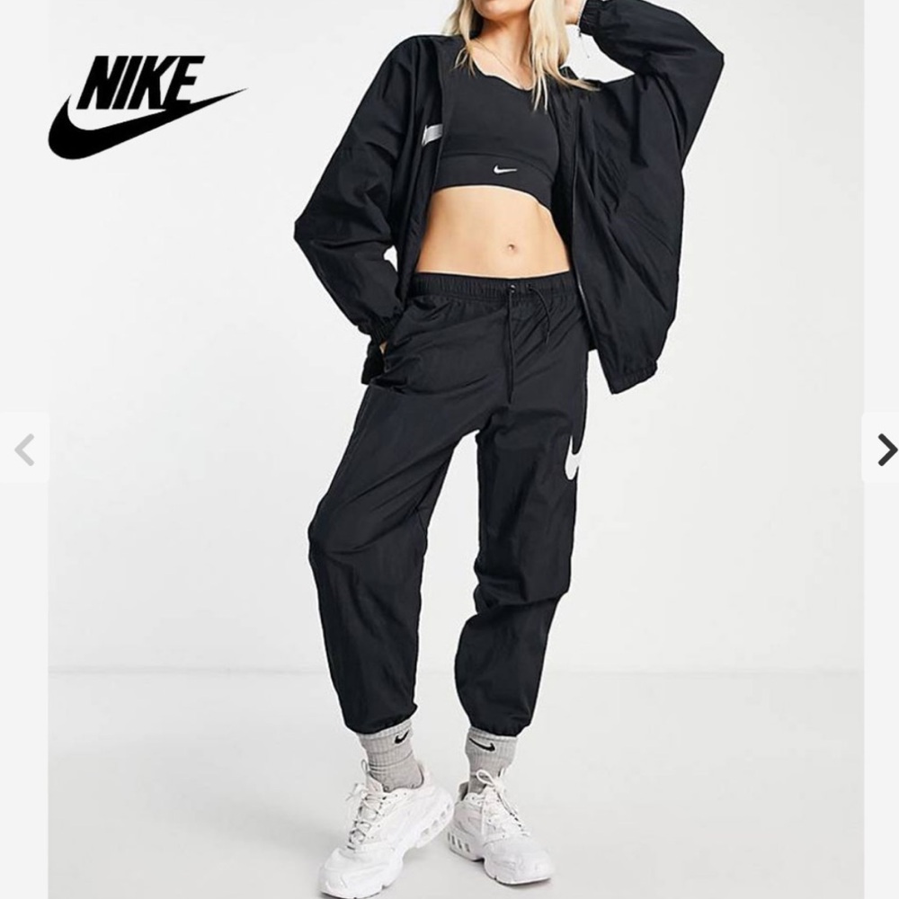Nike Essential Setup XS
